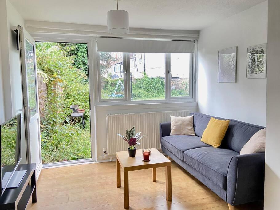 Stylish & Tranquil Flat With Excellent Connections Apartman London Kültér fotó